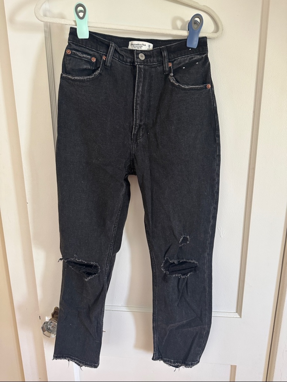 Abercrombie & Fitch The Ankle Straight Ultra High Rise Jeans
